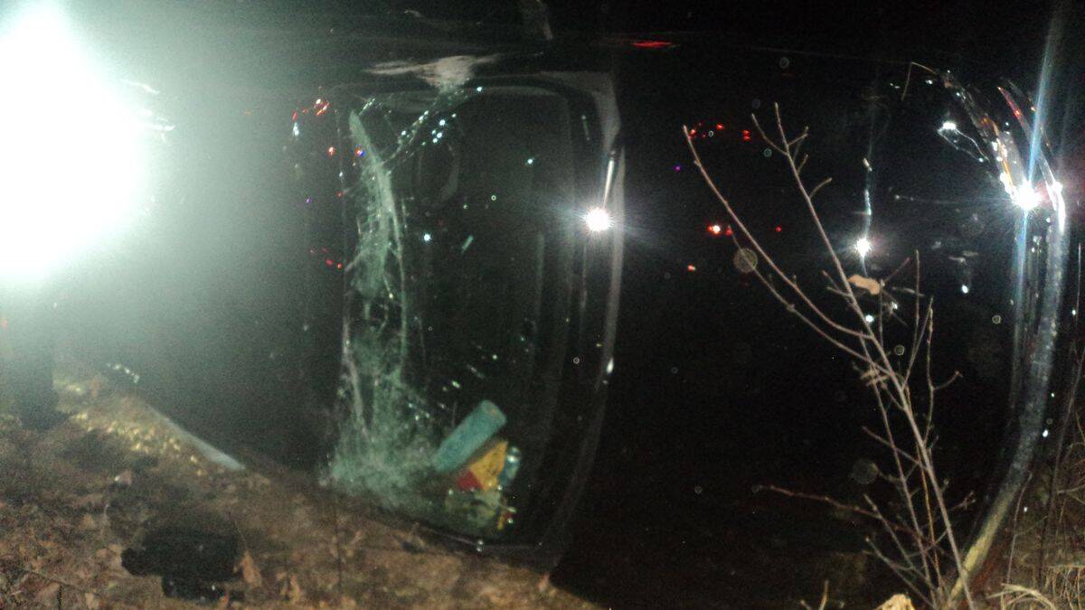 2021-03-13 car wreck RRV racks 2021 03 13 car wreck RRV racks - Winona Journal