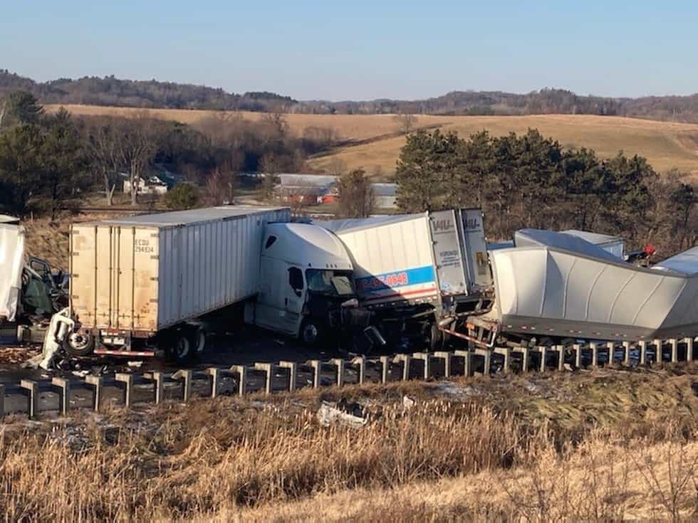 2021-12-23 hixton i94 mult wreck B 2021 12 23 hixton i94 mult wreck B - Winona Journal