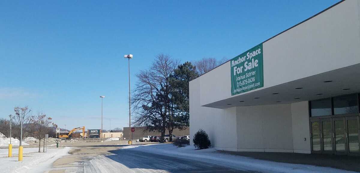 2022-02-12 valley view formr macys 2022 02 12 valley view formr macys scaled - Winona Journal