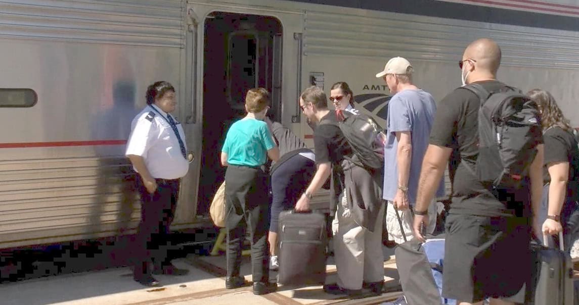 2022-08-04 amtrak boardg 2022 08 04 amtrak boardg 1 - Winona Journal