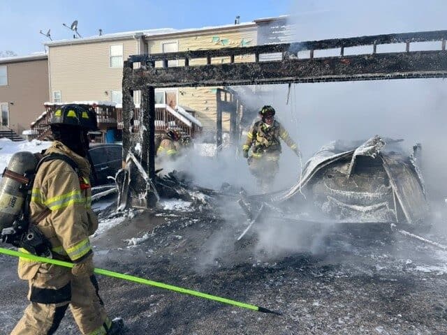 2022-12-23 RST garage fire