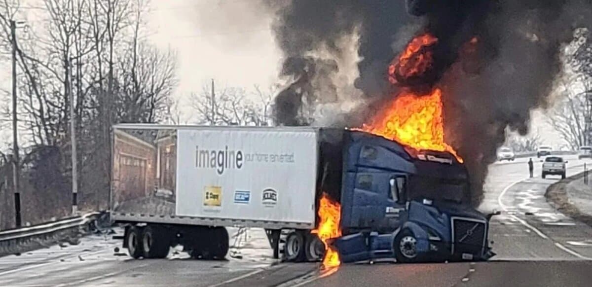 2022 dakota car-truck fiery cfash