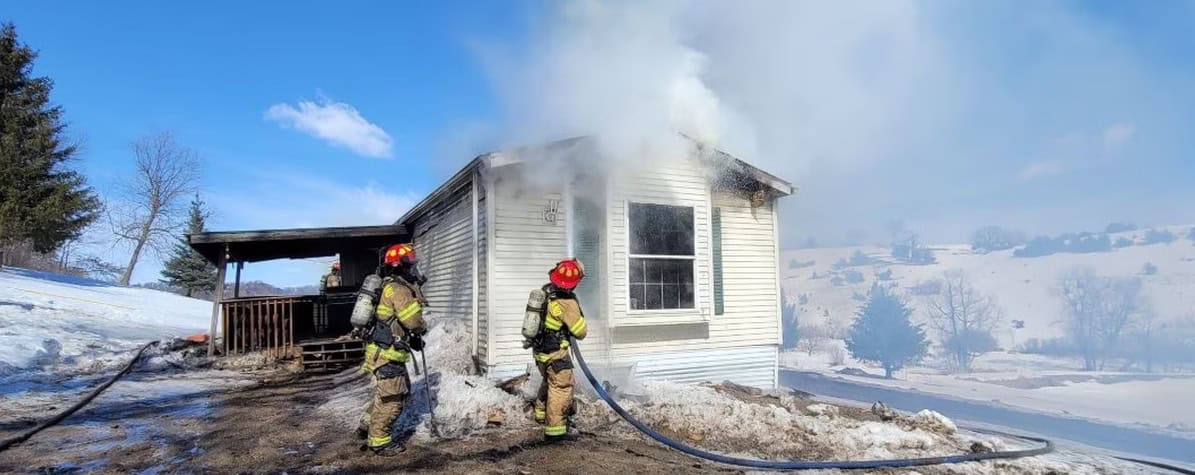 2023-03-18 fire oine island 2023 03 18 fire oine island - Winona Journal