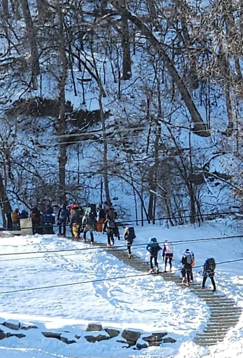 2024-01-20 WNA bluff srars CLIMBERS 2024 01 20 WNA bluff srars CLIMBERS scaled - Winona Journal