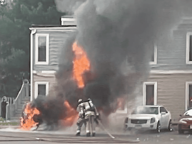 2024-05-19 RST cars aot fire