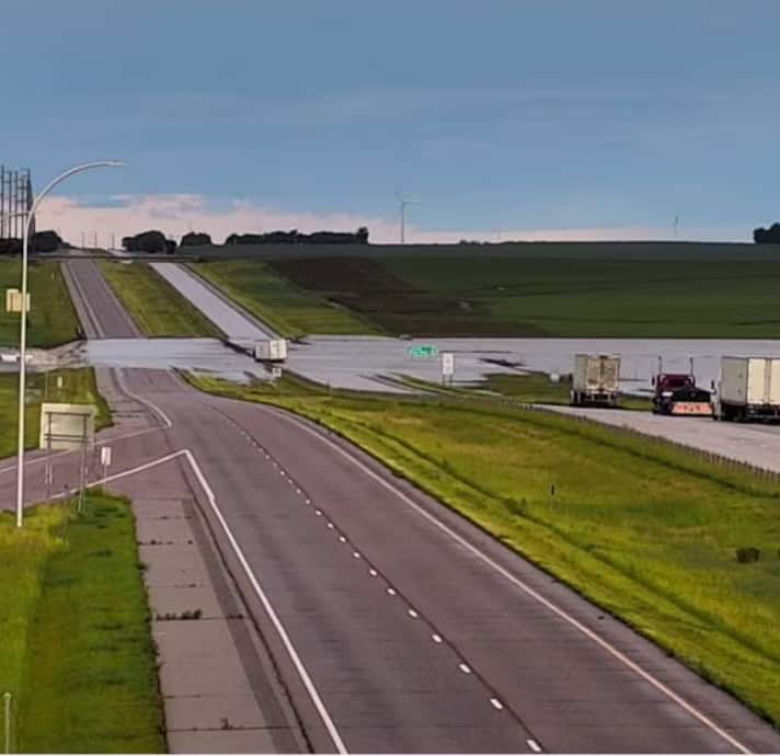 2024-06-21 ADRIAN MN i90 flod closing