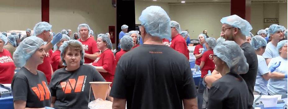 2024-09-11 STP food bank WALZ oacked eals 2024 09 11 STP food bank WALZ oacked eals - Winona Journal