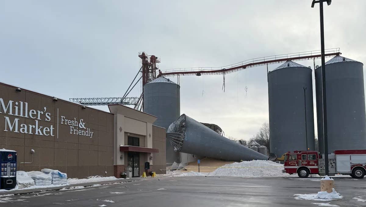 2025-12-01 ST CHAS bg gain ekevagors 2025 12 01 ST CHAS bg gain ekevagors - Winona Journal