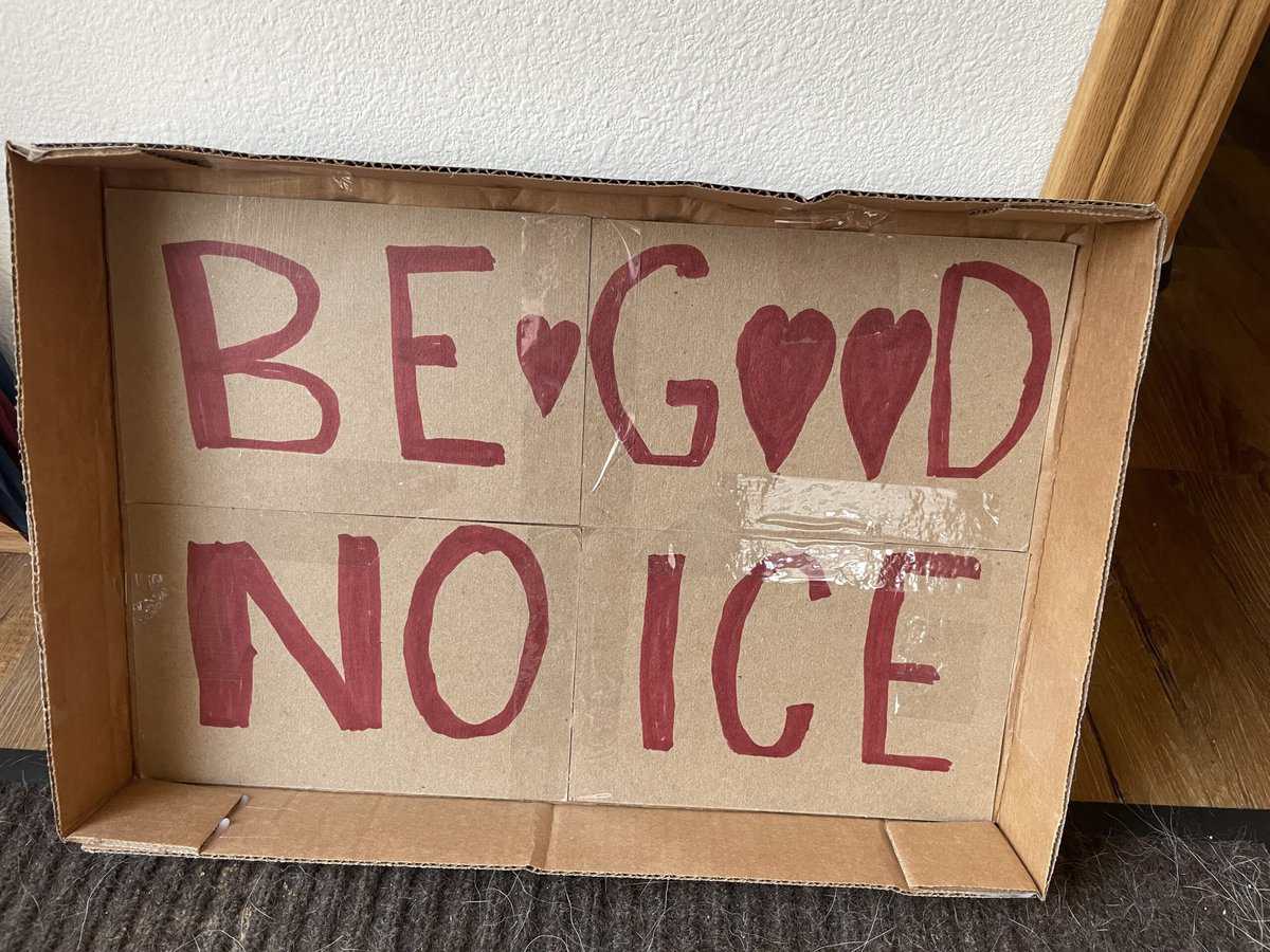 2026-01-12 WNA ICE demnsttn bix