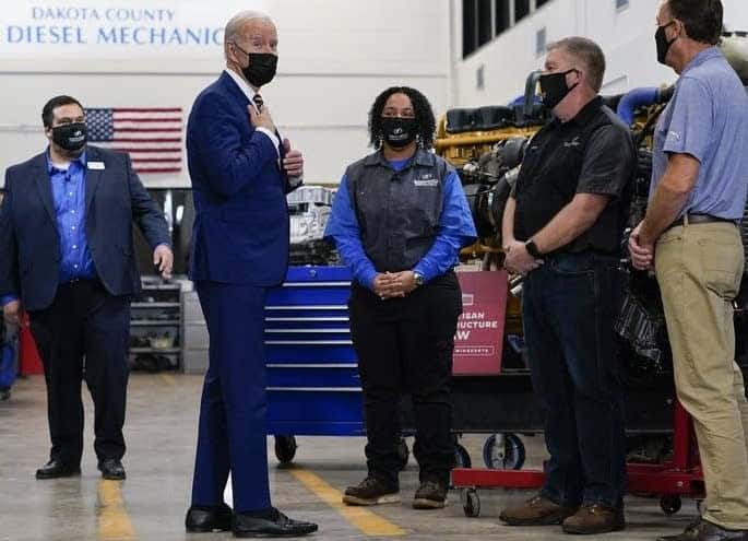BIDEN Joe DAKOTA TECH COLLG RoSEMOUNT 2021-11-30 B BIDEN Joe DAKOTA TECH COLLG RoSEMOUNT 2021 11 30 B - Winona Journal