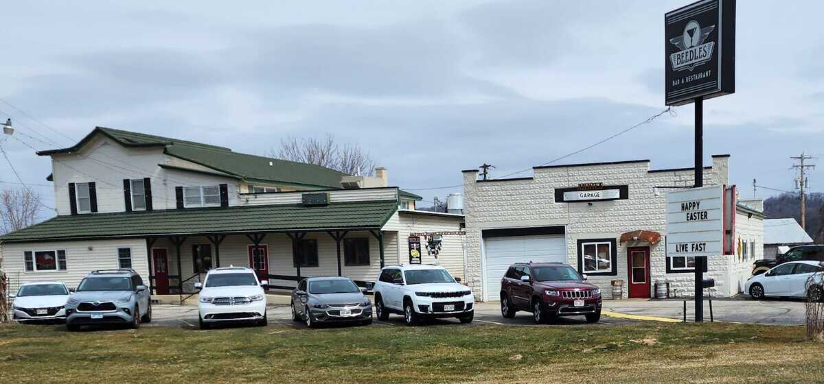 CENTERVILLE beedle’s EASTER 2024 CENTERVILLE beedles EASTER 2024 - Winona Journal