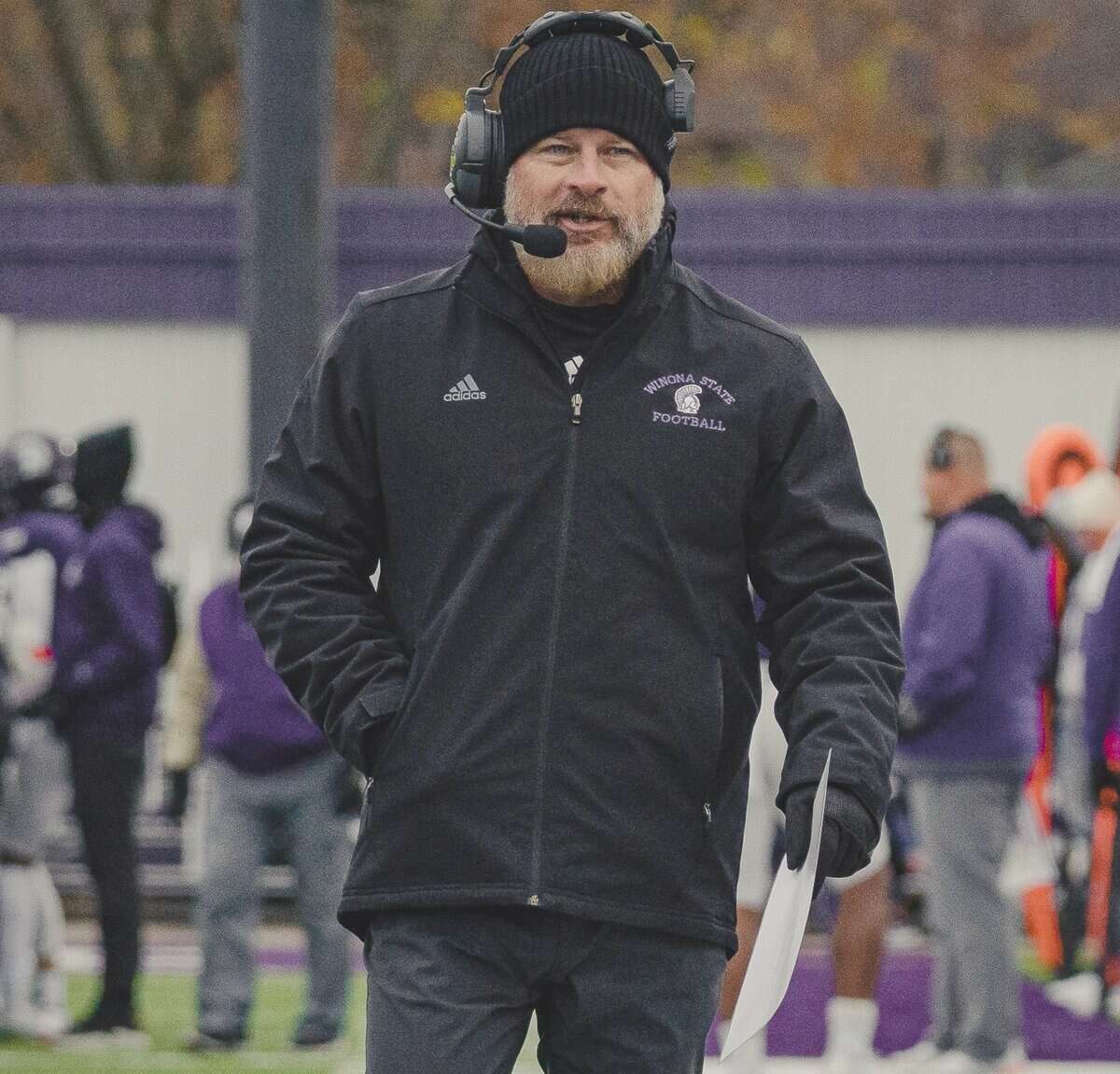 WSU vs MSU CURTIN brian wsu foobt cach 1 - Winona Journal