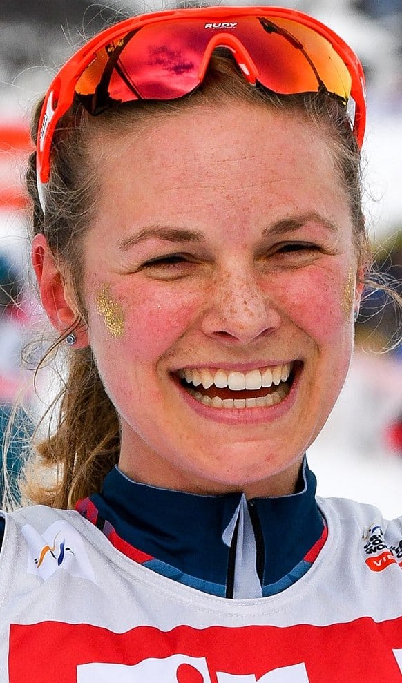 DIGGINS Jessie skier DIGGINS Jessie skier - Winona Journal