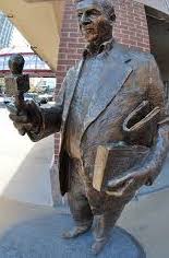HARTMAN sid statue 2010 HARTMAN sid statue 2010 - Winona Journal