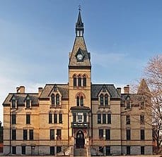 OLYMPUS DIGITAL CAMERA Hamline Uiv Old Main - Winona Journal