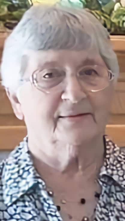 LIND Maxine 1935-2022