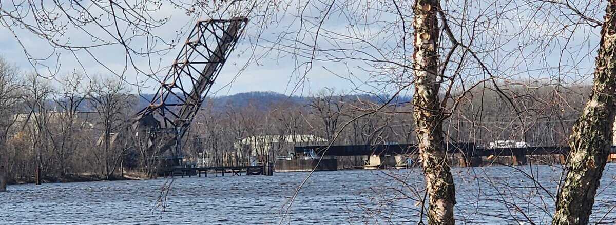 LSE back rjver rail bridge LSE back rjver rail bridge scaled - Winona Journal