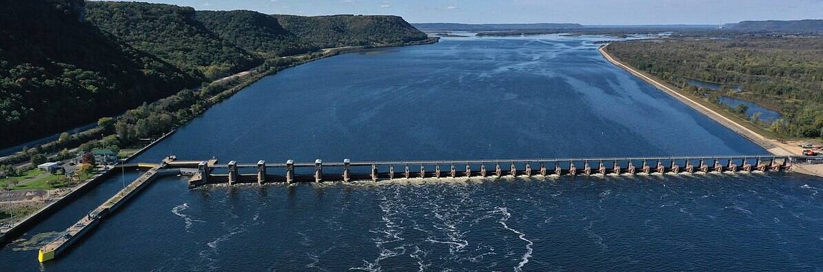 Lock_and_Dam_No._5_2020-10-04_-_1