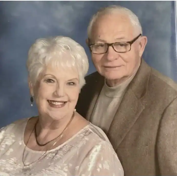 MUELLER Donna and Dave LIGHTNING strike dc 2022 MUELLER Donna and Dave LIGHTNING strike dc 2022 - Winona Journal