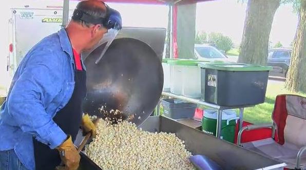 Poppa_J39s_Kettle_Corn_finds_silver_lining_after_trailer_stolen_before_Eyota_Days-syndImport-105055 Poppa J39s Kettle Corn finds silver lining after trailer stolen before Eyota Days syndImport 105055 - Winona Journal