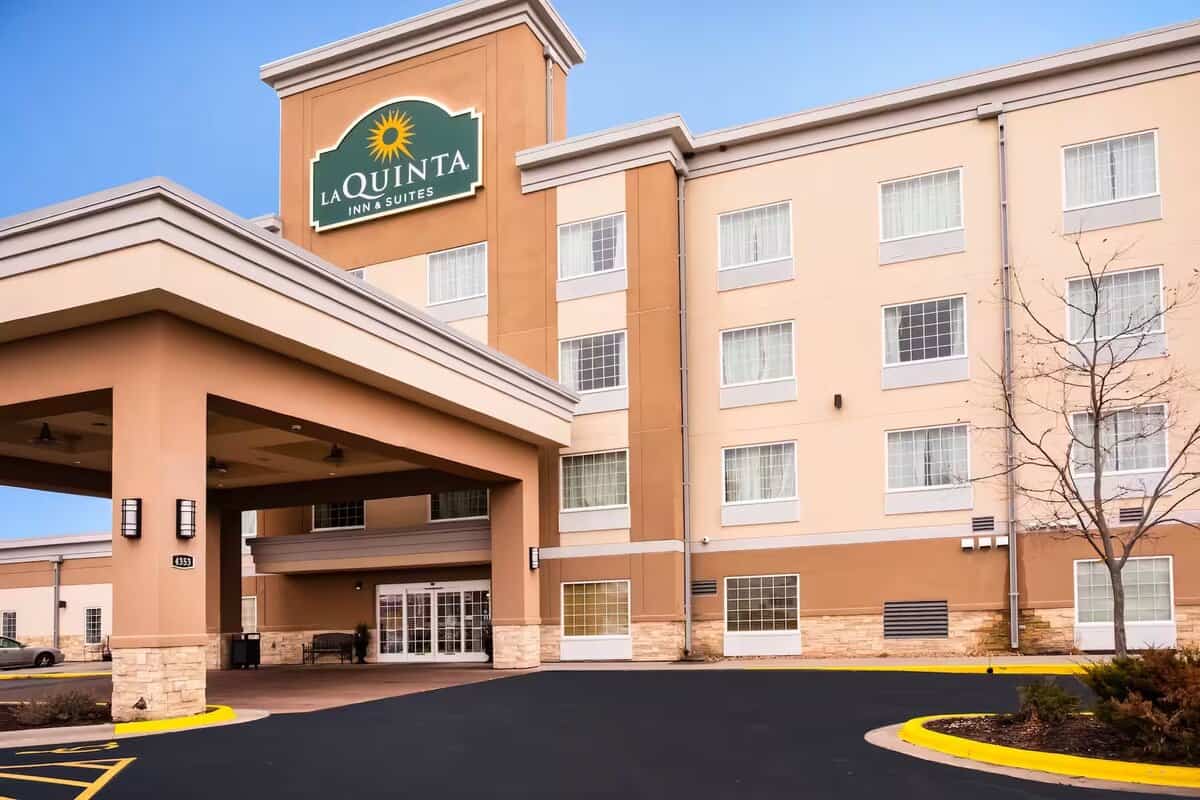RST laquinta hotel A RST laquinta hotel A - Winona Journal