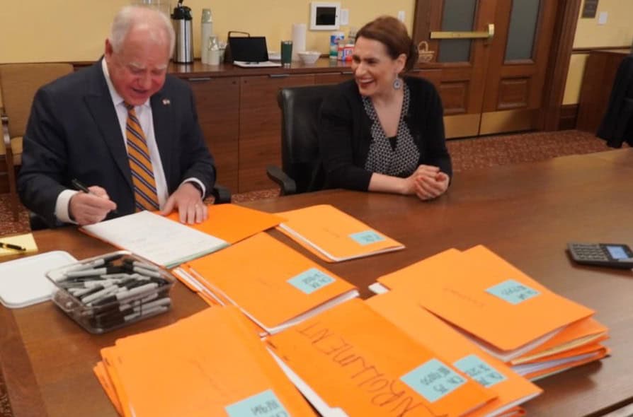 WALZ Tim sgnung bills 2022-05-22 copy WALZ Tim sgnung bills 2022 05 22 copy - Winona Journal
