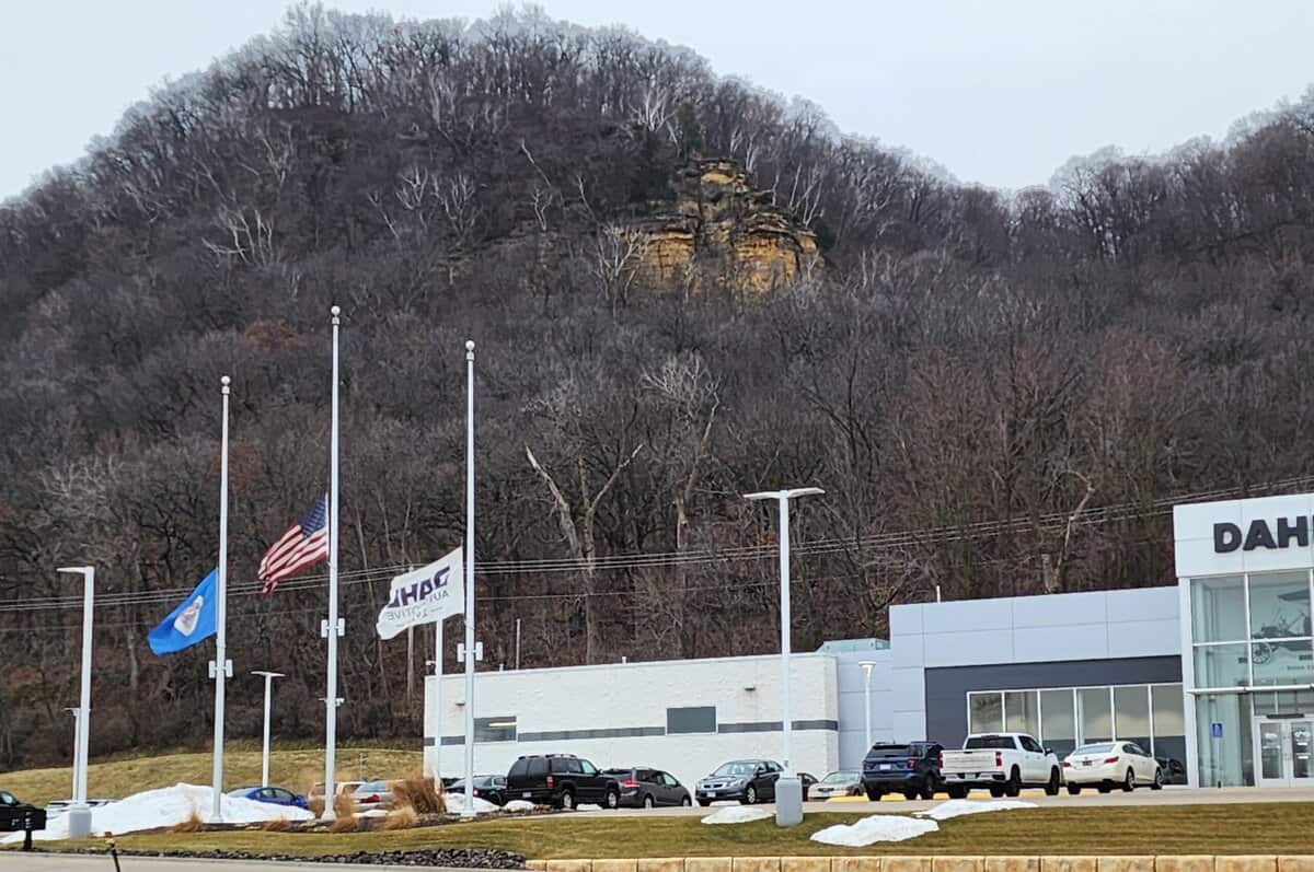 WNA dahl flags half staff