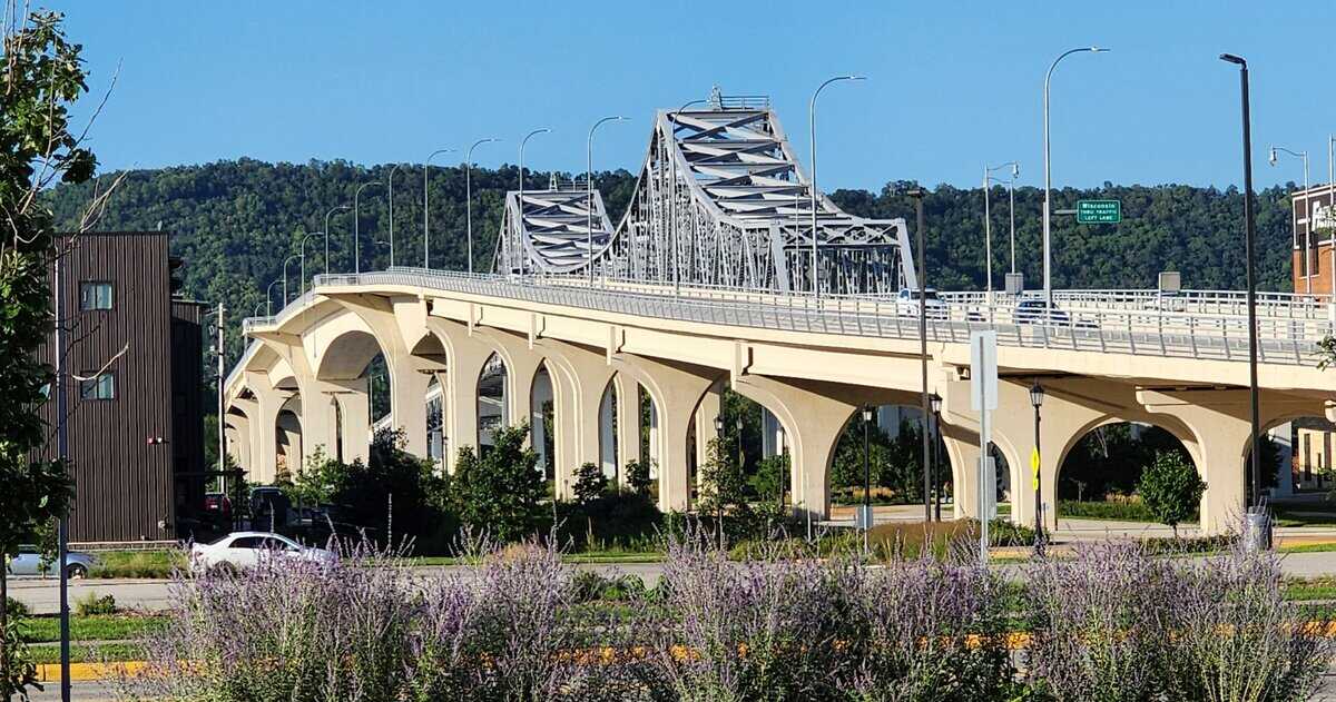 WNA interstate brudge scaled - Winona Journal