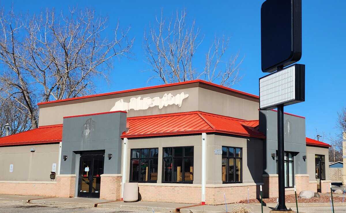 WNA pizza hut SHUTTERED 2026