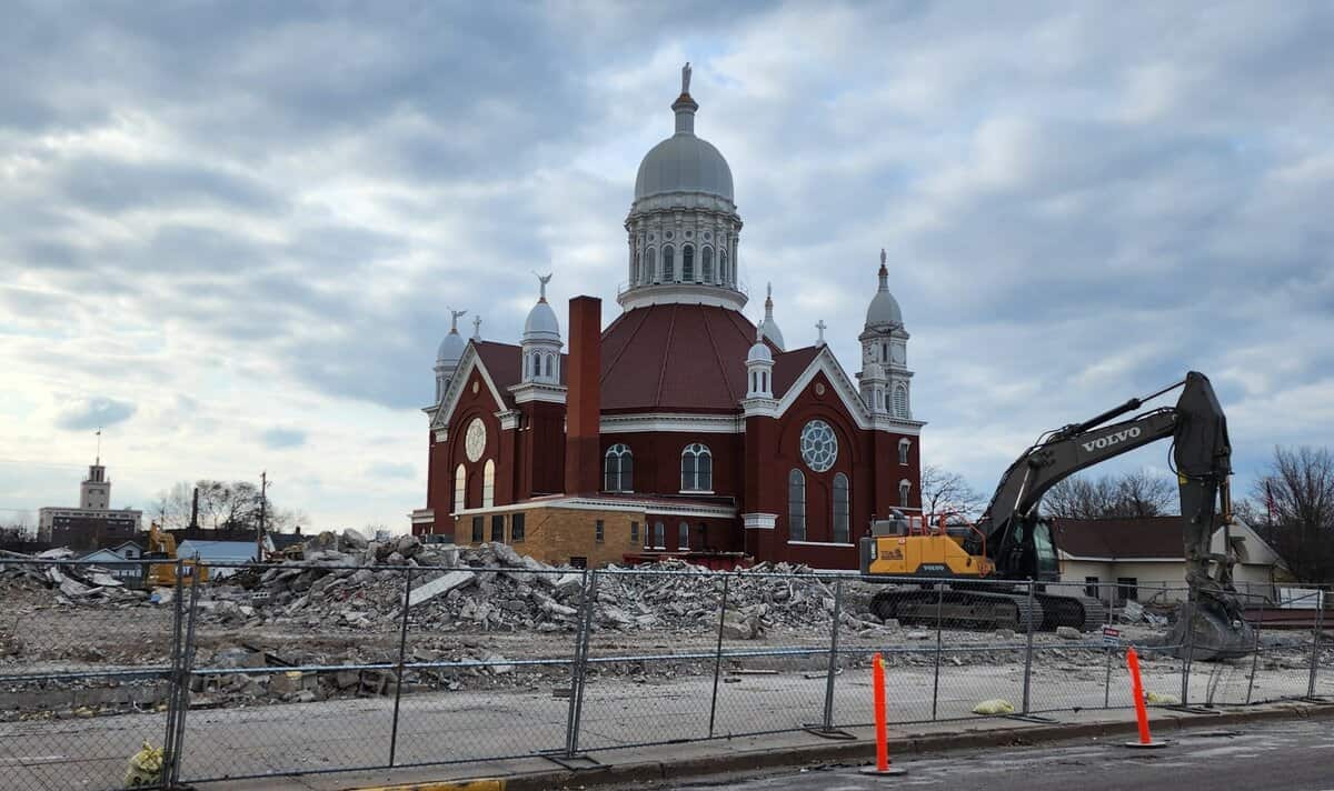 WNA ststans school demolitn scaled - Winona Journal