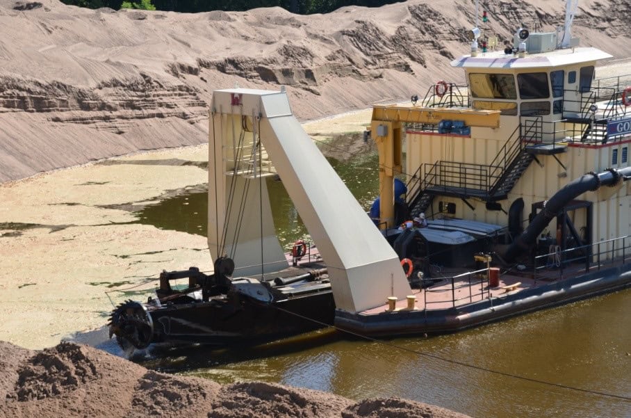 army corps dredge goetz C army corps dredge goetz C - Winona Journal