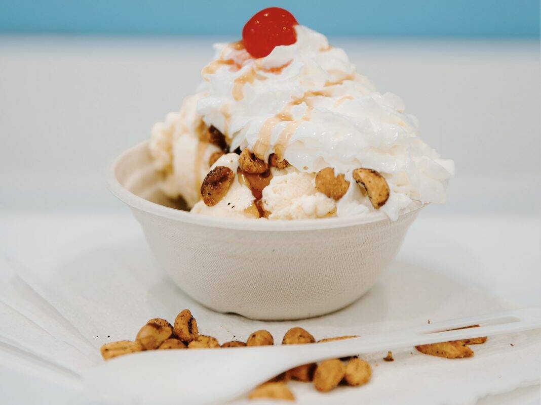 bee-sting-sundae-scaled-e1689095678845