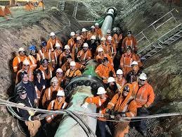 bridge line 3 crew in ditch