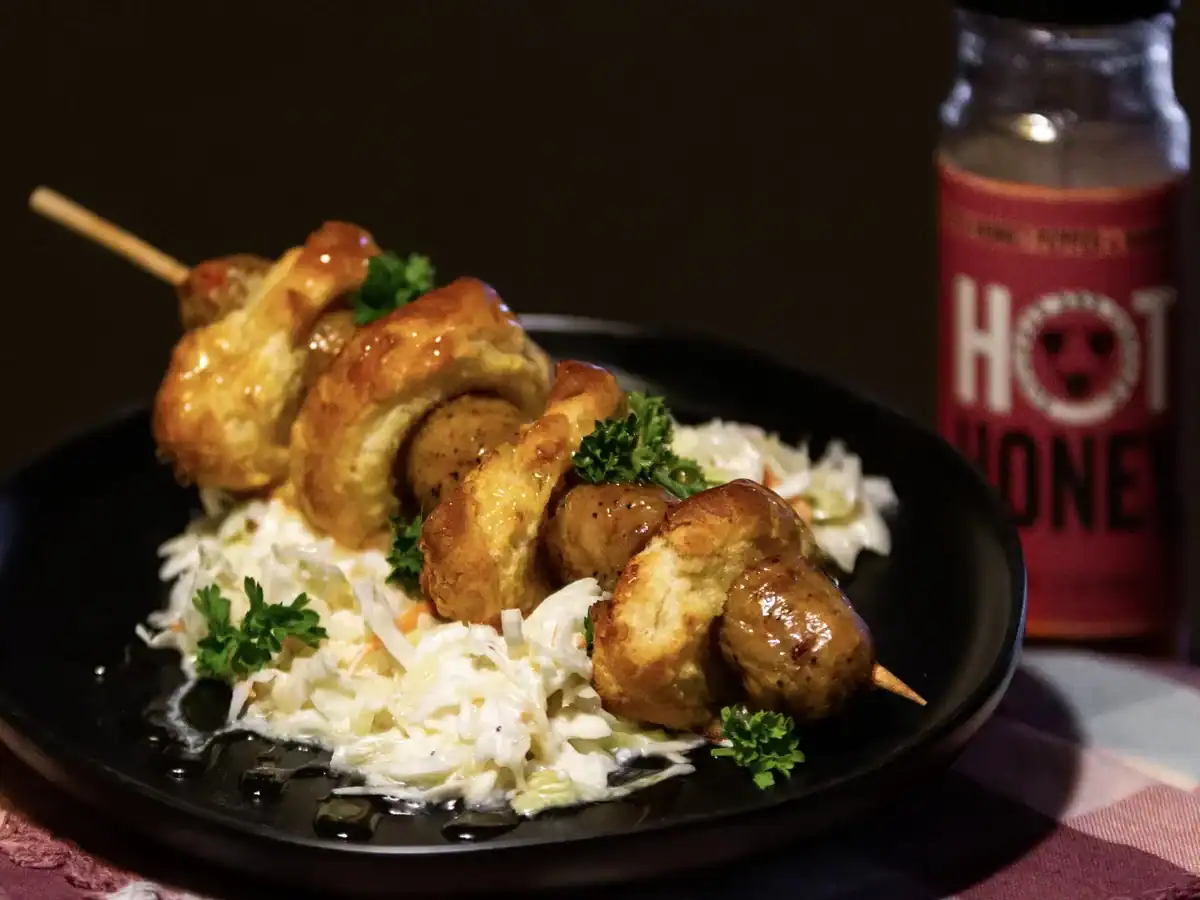 buzzn-hot-honey-chicken-sausage-kebob