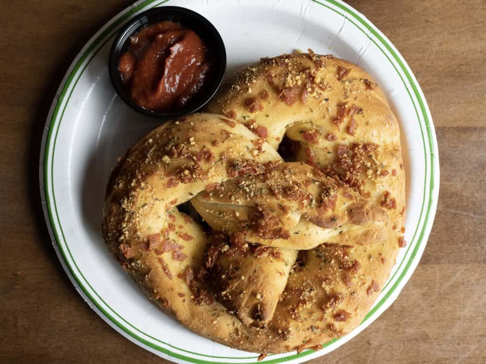 cheese-curd-stuffed-pizza-pretzel