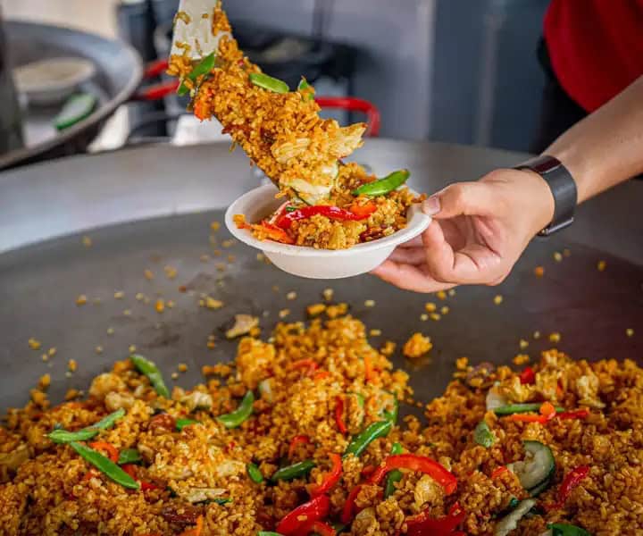 chicken an chrorio paella - Winona Journal