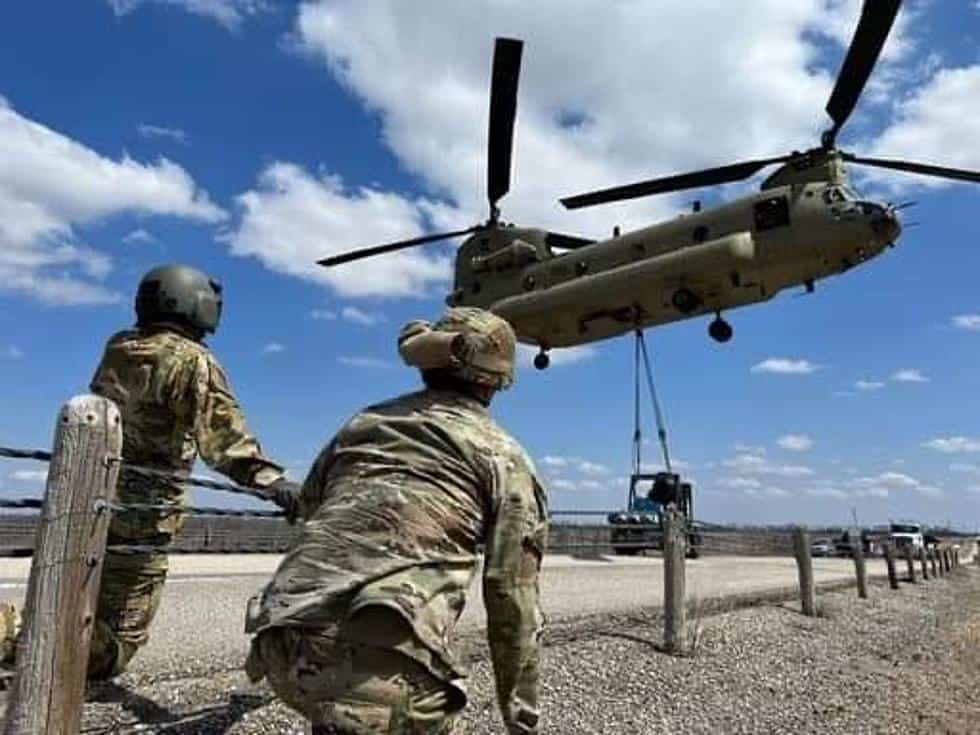 helicopter CH-47 Chinook MN AIR GUARD