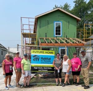 high-heels-hard-hats-and-homes-build-team-2021-300×295 high heels hard hats and homes build team 2021 300x295 1 - Winona Journal