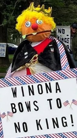 no king poster - Winona Journal